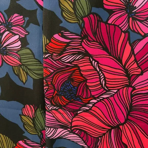 Trina Turk Kiera Astor's Garden Sheath Dress Small Dark Floral Sleeveless - Picture 4 of 7